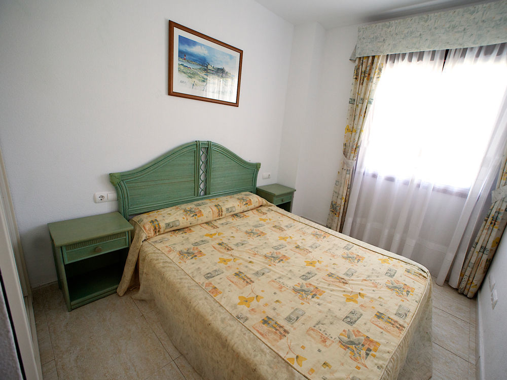 Apartamentos Coral Beach Unitursa カルプ エクステリア 写真