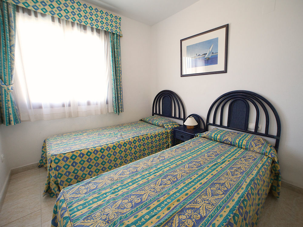 Apartamentos Coral Beach Unitursa カルプ エクステリア 写真